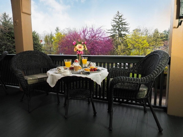 1900 Inn on Montford Main image